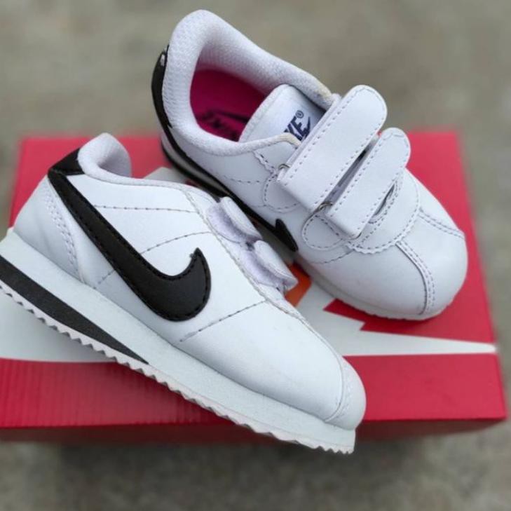 Nike Cortez маленький свуш