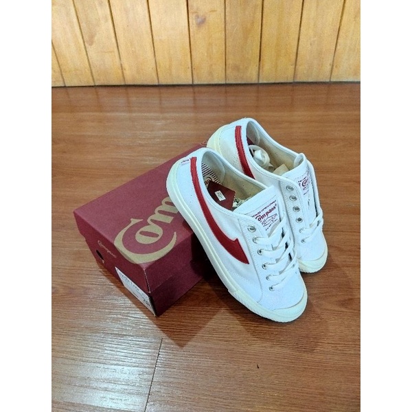 Compass Gazelle Low White Red BNIB - Sepatu Sneakers