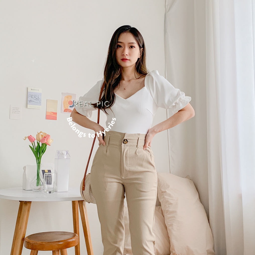 HYERIES Heejin top  / Atasan Casual Wanita Korea / Vneck Puffy Sleeve Top / Puff Sleeves Top / Atasan Lengan Balon / Blouse Wanita / Pakaian Polos Wanita / Baju Korea Aesthethic / Korean Crop Top / Square Neck Top / Atasan Scuba / Pakaian Wanita Kasual