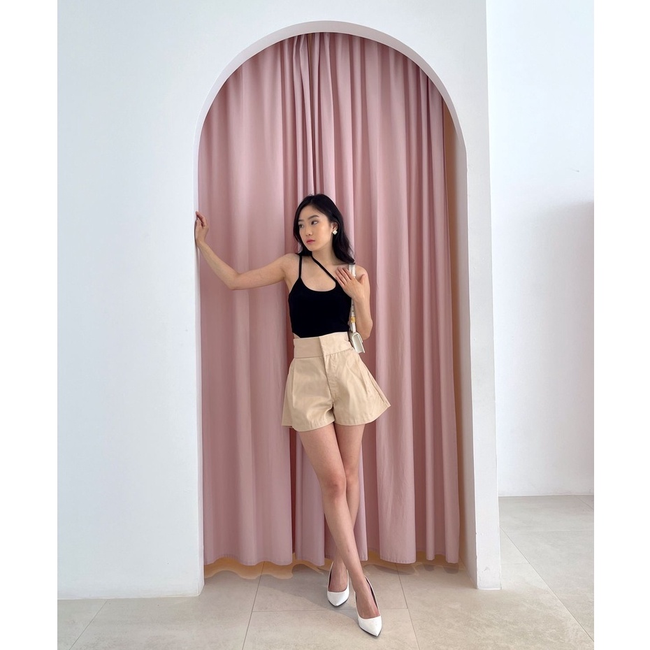 NOMI - Calla Shorts / Celana Pendek Wanita