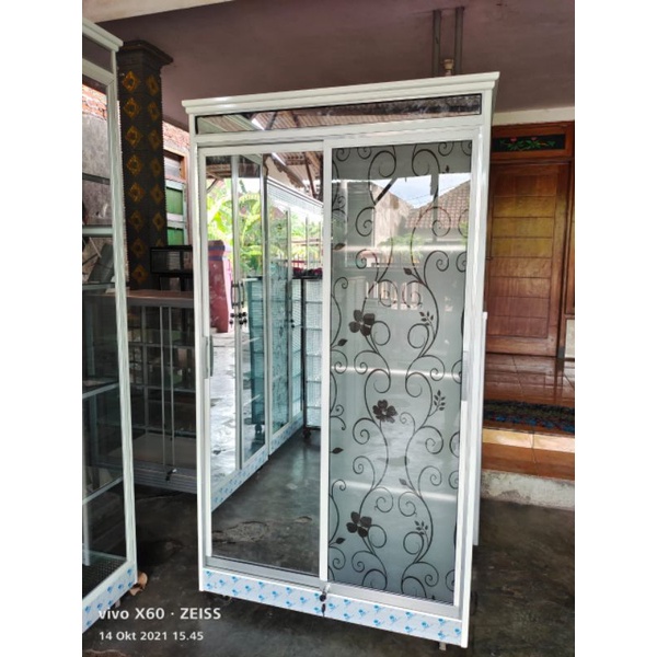 Lemari baju alumunium kaca pintu sleding/geser