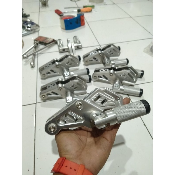 (Stock Ready) Footstep CNC Nouvo Z Footstep Copy RCB Nouvo Injekkan kaki belakang Nouvo