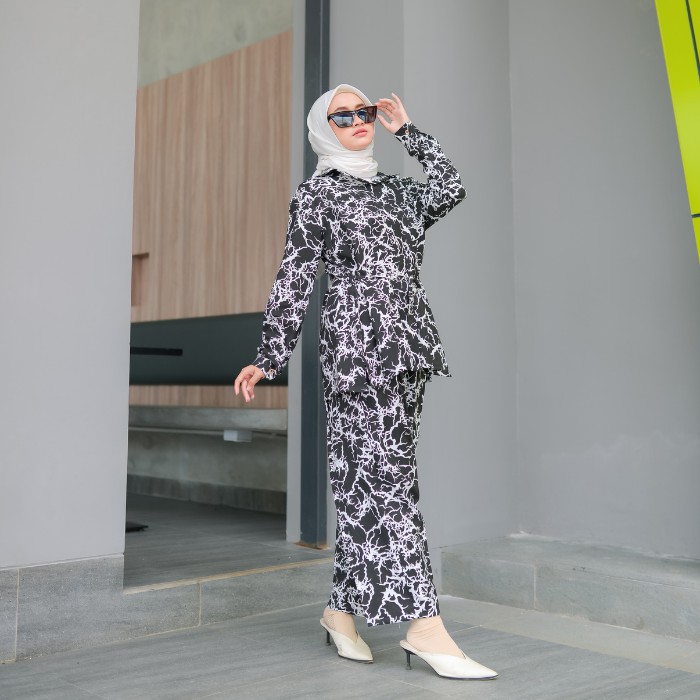 BAJU TIDUR PAJAMAS RAYON VISCOSE KEMEJA KATUN RAYON WANITA KEKINIAN FREE MASKER-HITAM