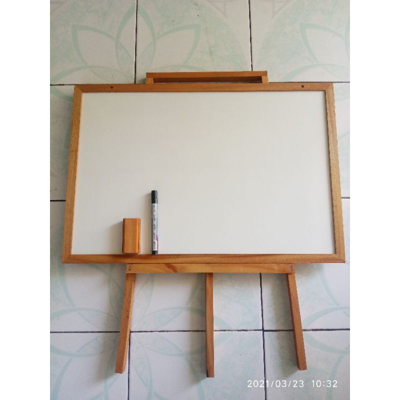 

Papan Tulis/White Board