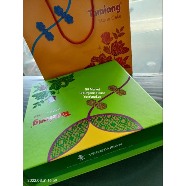 

MoonCake Tamiang Durian Vegetarian isi 4 pcs Buatan Terbaru Moon Cake