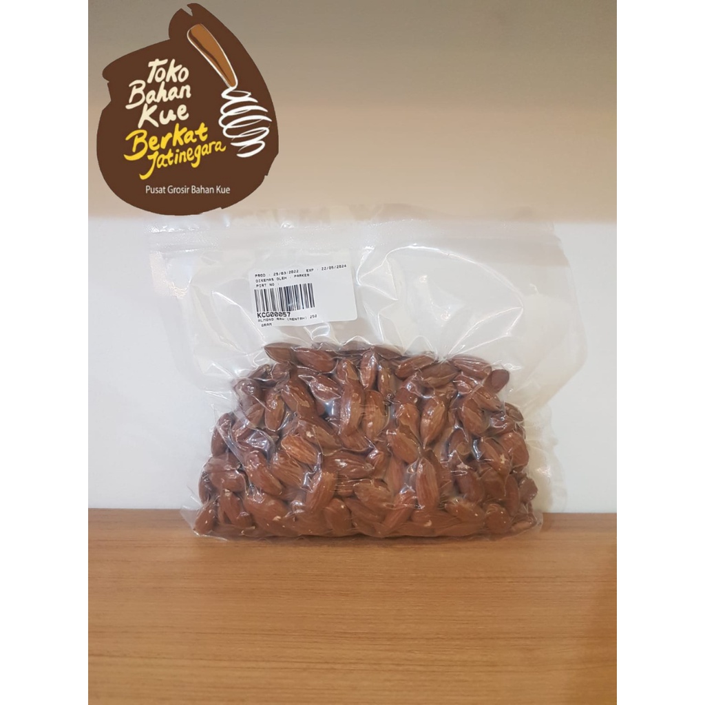 

RAW ALMOND / ALMOND UTUH MENTAH REPACK 250 GR