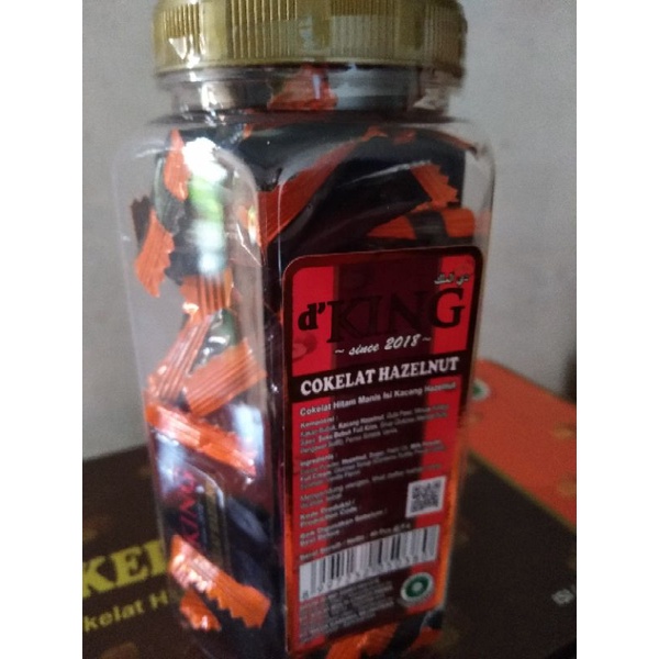 

coklat isi kcg almond& kcg hazelnut per toples