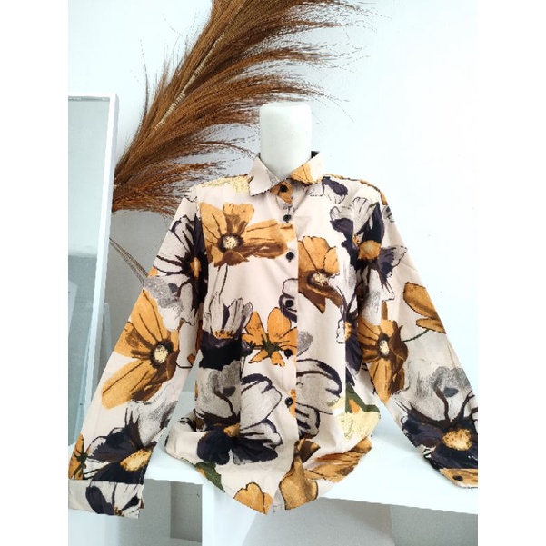 kemeja wanita branded ,kemeja wanita preloved, kemeja bunga bunga, kemrja kerjawanita, kemeja main