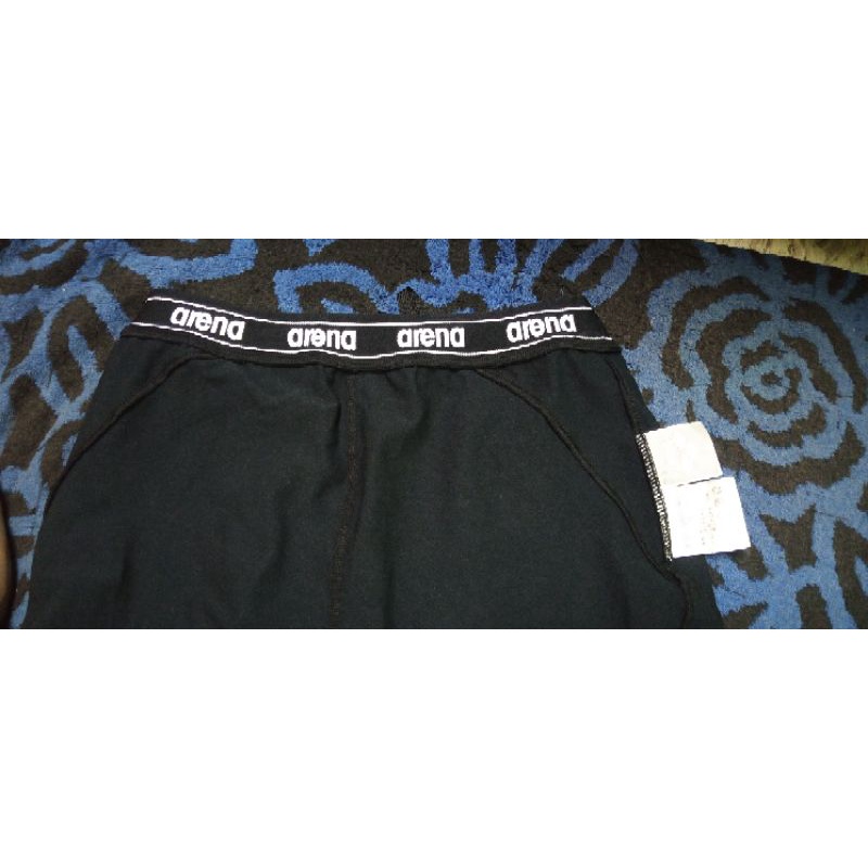 preloved celana olahraga