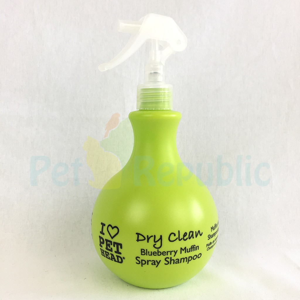

PETHEAD Waterless Shampoo DRY CLEAN Spray 450ml Blueberry Muffin