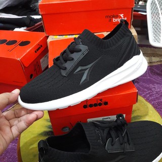 Sepatu Running DIADORA  ORIGINAL Taddeo Black Sepatu Pria  