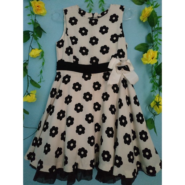 Mini dress putih motif hitam
