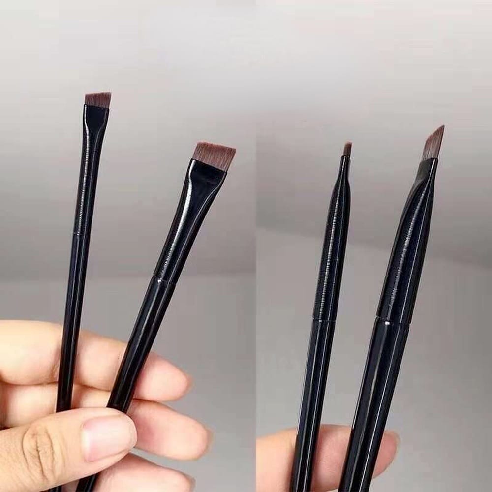 Kuas MAC Alis Hitam Eyeliner Pen Eyebrow Brush Bahan Sintetis Super Tipis Untuk Alat Makeup