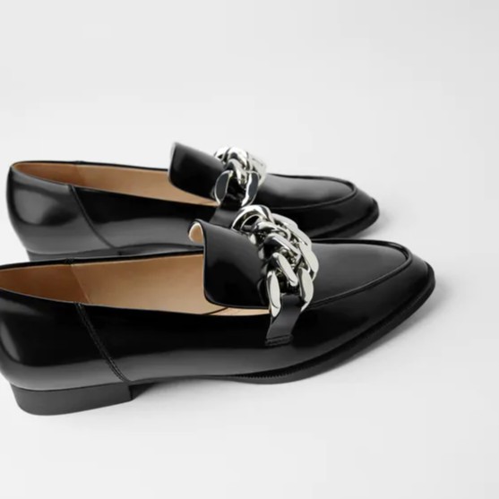 ZARA LOAFERS WITH CHAIN DETAIL 01159