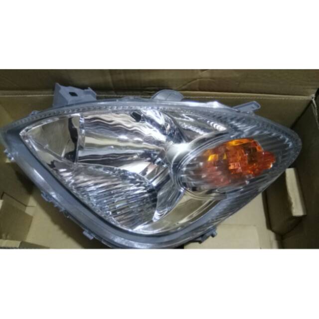 Head Lamp Lampu Depan Avanza Xenia old Tahun 2004-2006.