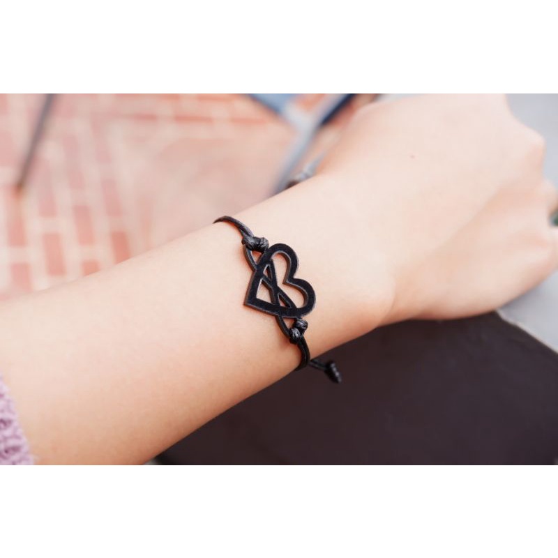 GELANG LOVE AKRILIK / GELANG LOVE /GELANG HITAM / GELANG TALI /GELANG TALI KOREA /GELANG ANTI AIR / GELANG MURAH / GELANG VIRAL / GELANG TERPOPULER / GELANG TERMURAH / GELANG UNIK / GELANG LUCU  / GELANG  AESTHETIK / GELANG