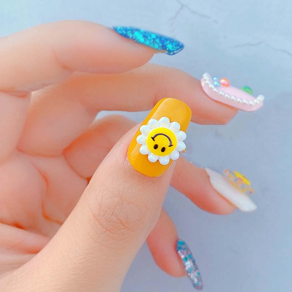 Needway Nail Art Smiley Face Perhiasan Warna-Warni Lucu Kartun DIY Aksesoris Kuku