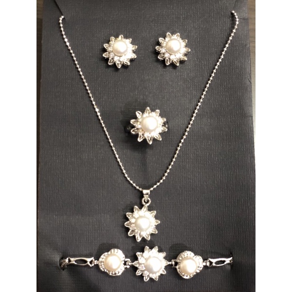 Perhiasan Set Mutiara Sepuh Rhodium