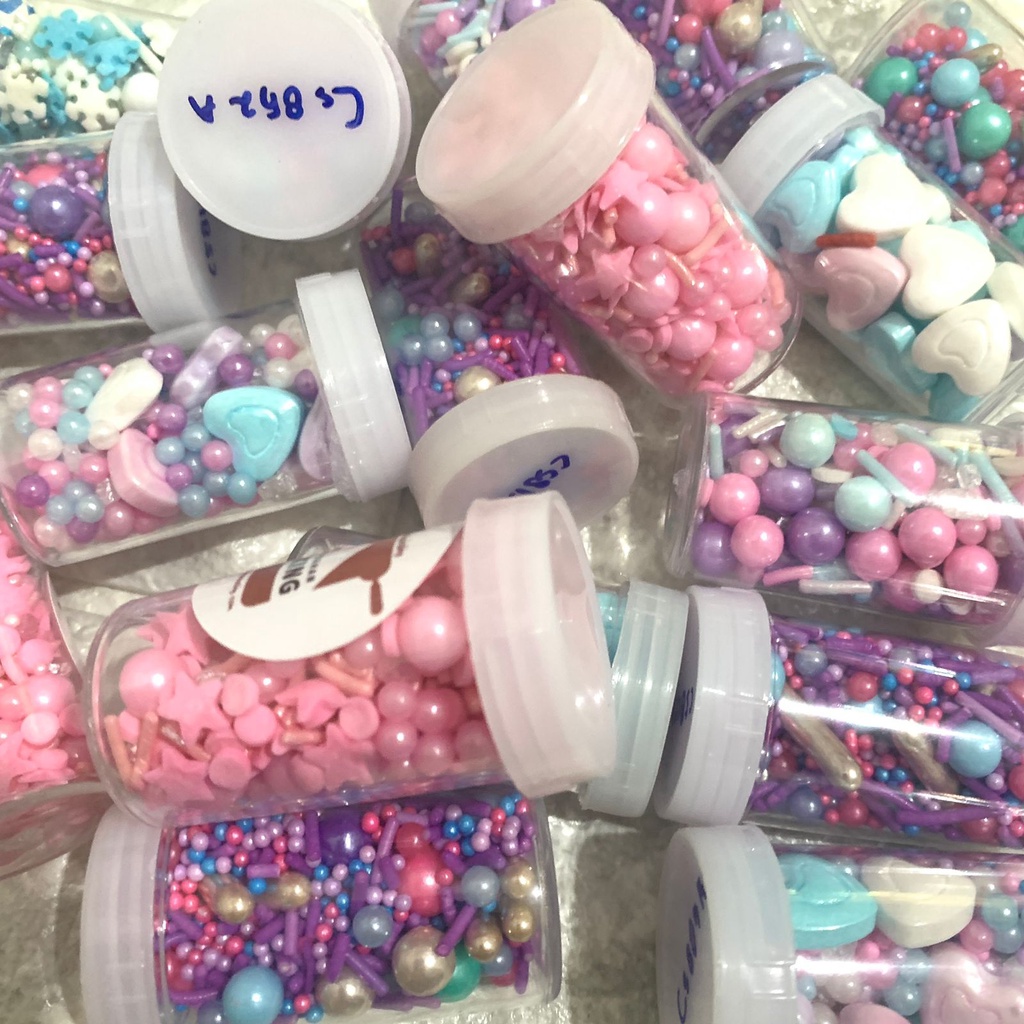 

SPRINKLES HIASAN CUPCAKE 20 GR - SPRINKLE DEKORASI KUE BERBAGAI MODEL