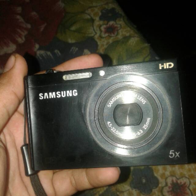 Camera digital samsung DV300F