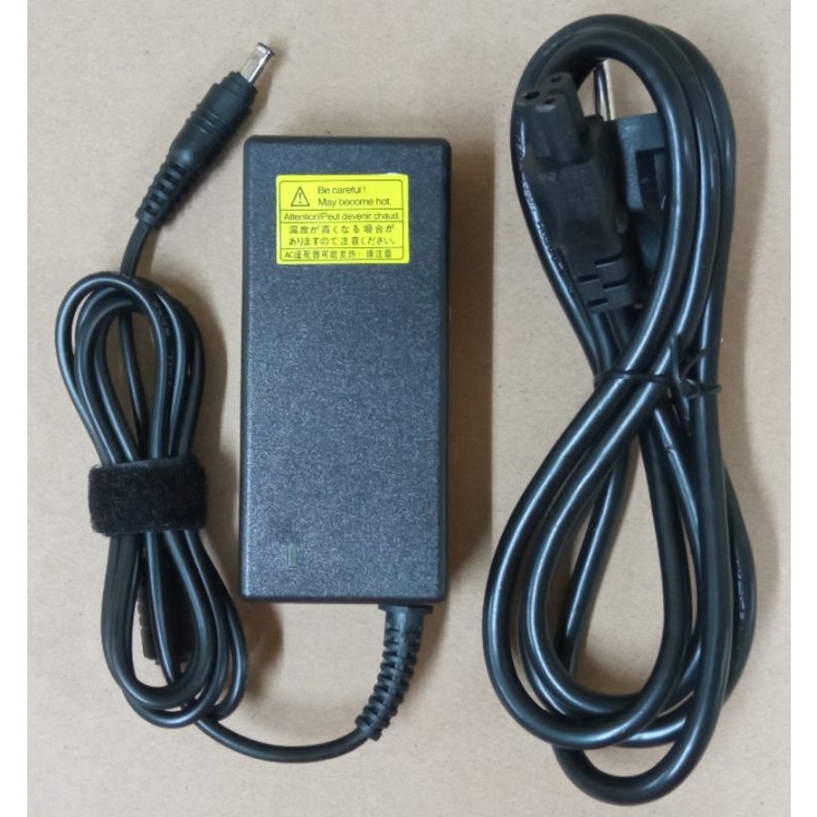 Adaptor Charger Samsung 19V 3.16A DC: 5.5*3.0 mm