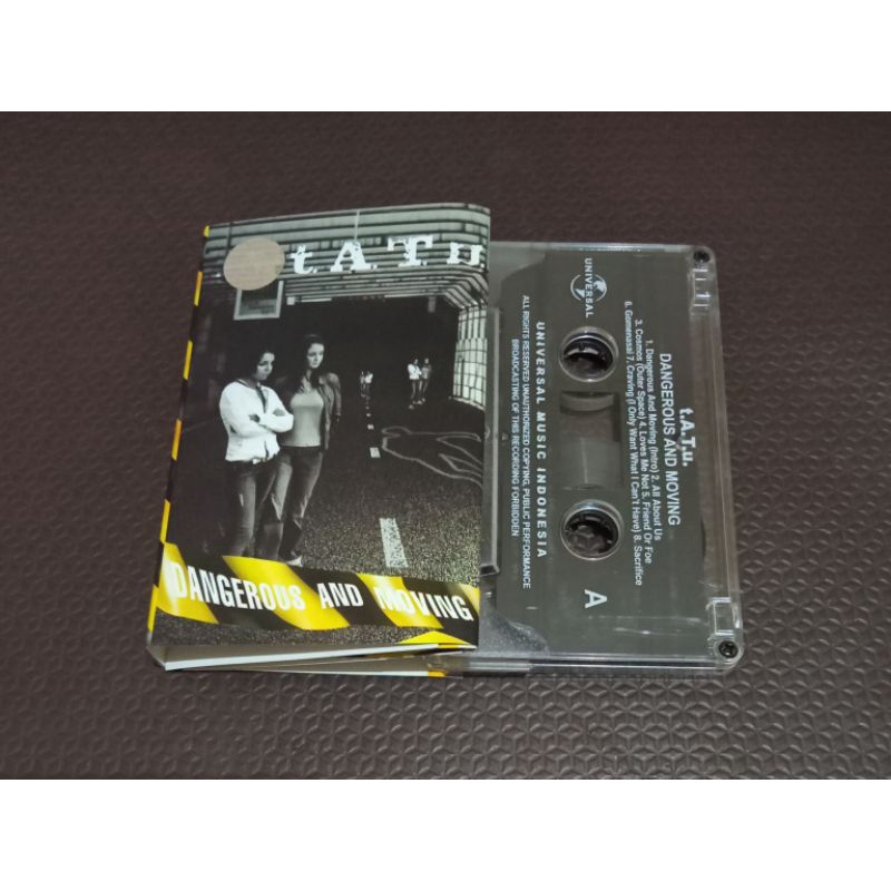 Kaset pita TaTu - dangerous and moving