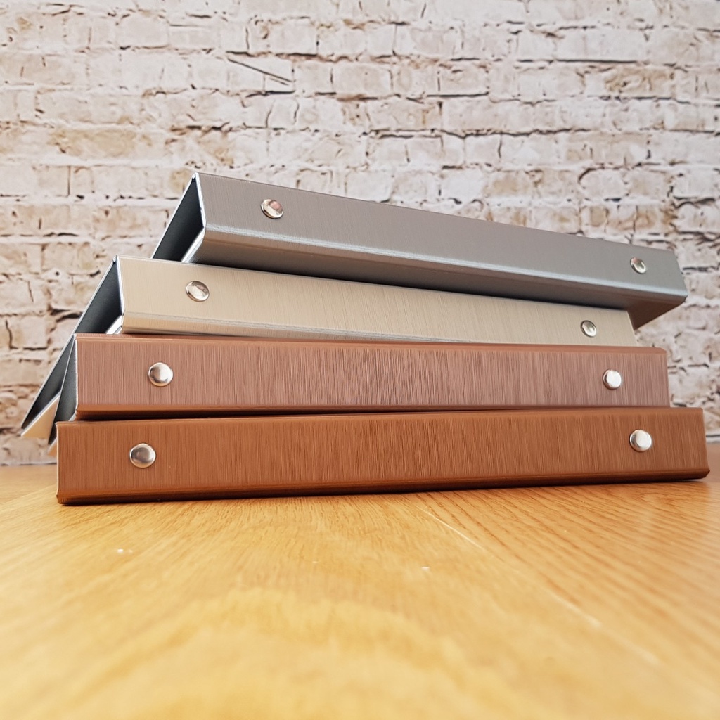 

Binder notebook B5 The Coil garis - cover tekstur metal / loose book B5 The Coil 4 warna cover tekstur metal