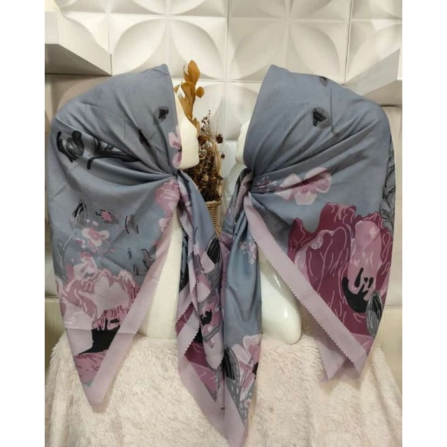 Hijab Motif Radwah / Hijab Branded Segiempat