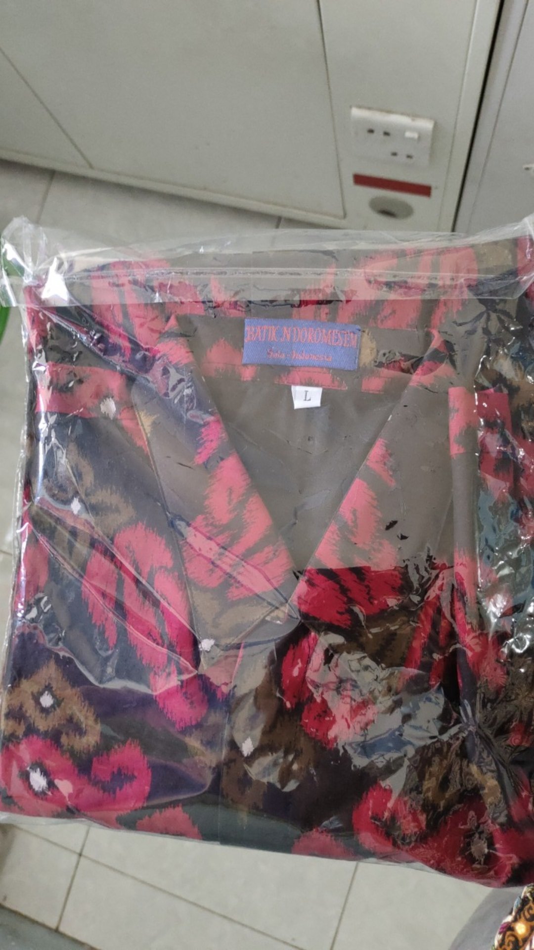 Kemeja Batik Ndoromesem Lengan Panjang Prabu Kasmaran Katun Halus Baturaden