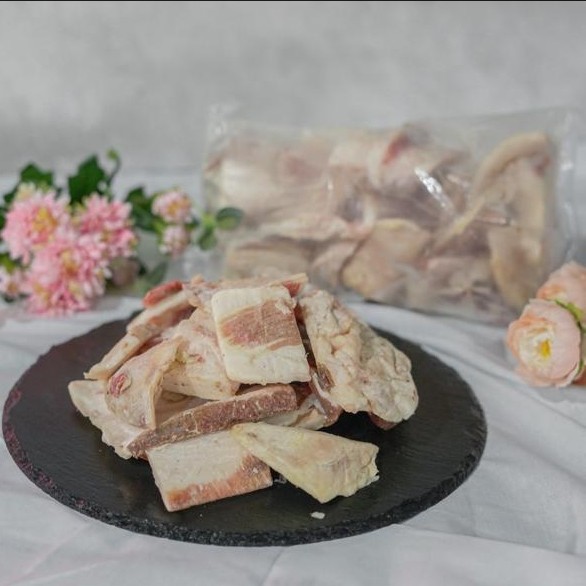 

FAT TRIMMING SHORTPLATE / LEMAK SHORTPLATE / LEMAK SAPI / BEEF FAT / TETELAN SAPI @1Kg