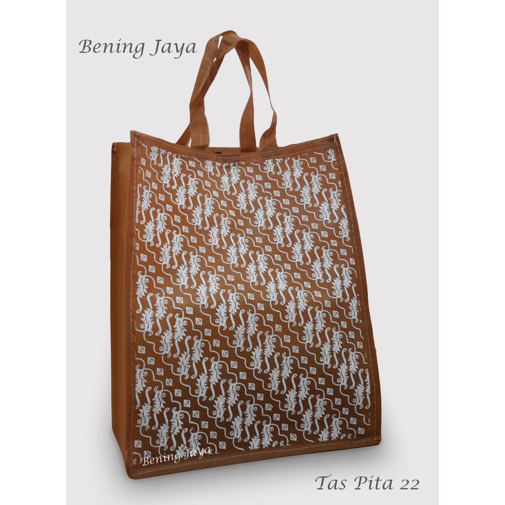 

Tas Hajatan Goodie Bag Pita Kotak 22 Batik Liris
