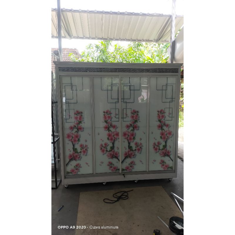 lemari sliding sleding / almari baju pintu geser full kaca