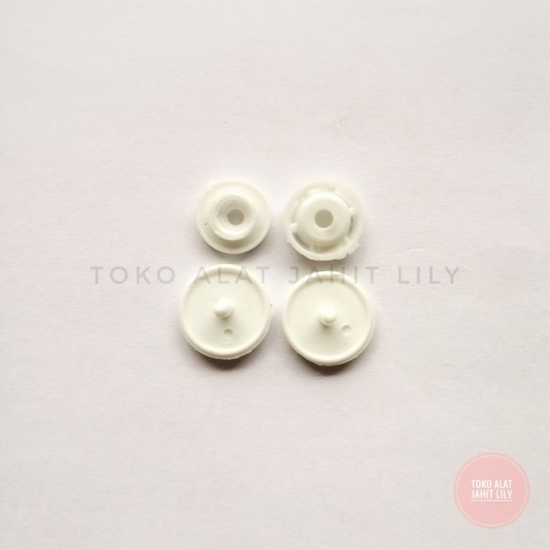 Kancing Snap / Jepret Plastik Putih - Lusin