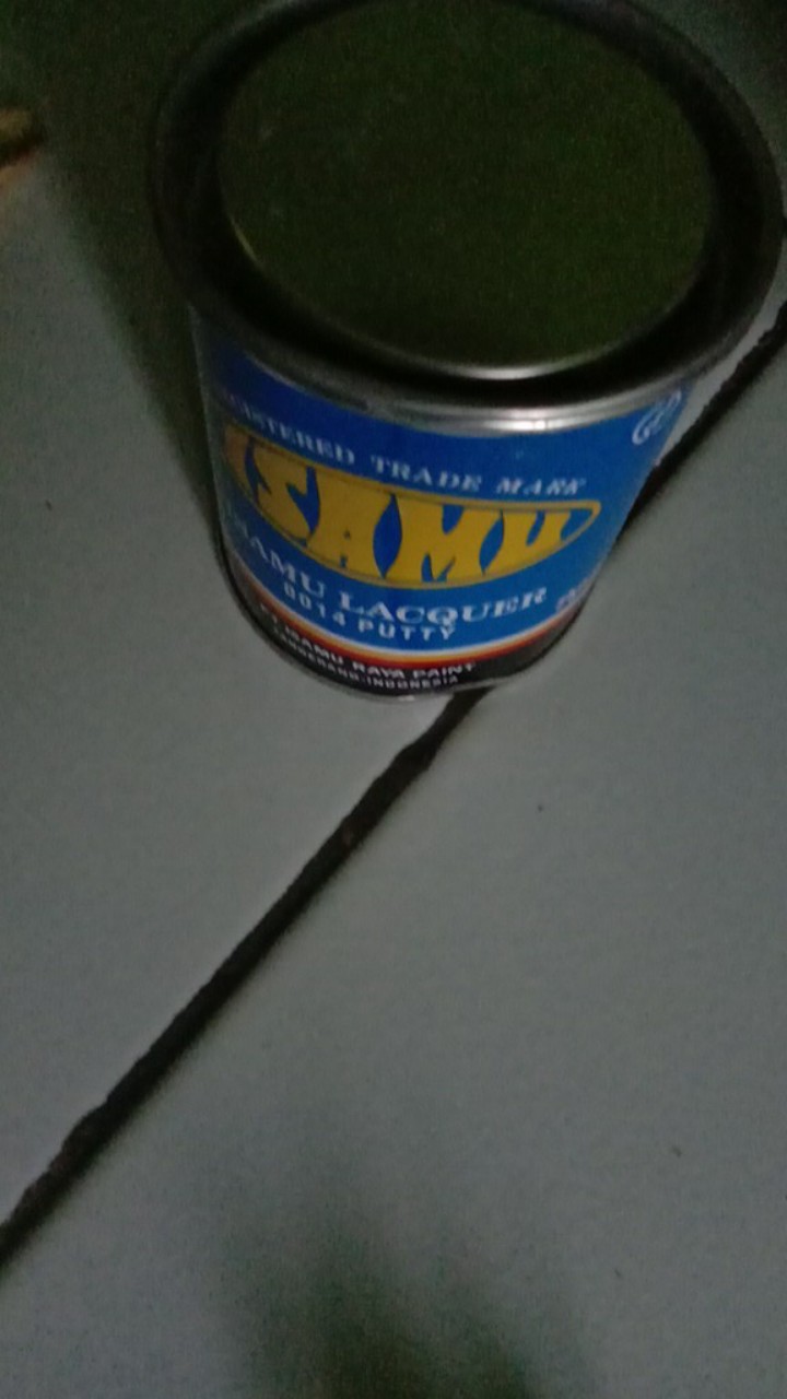 Dempul Isamu 1/4 Kg Dempul Besi Dempul Mobil 1/4 Kg