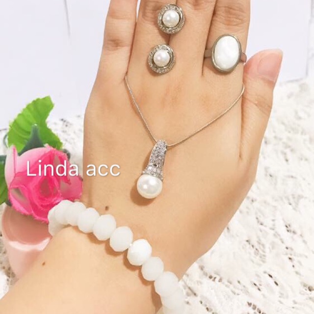 set titanium warna putih cantik  88