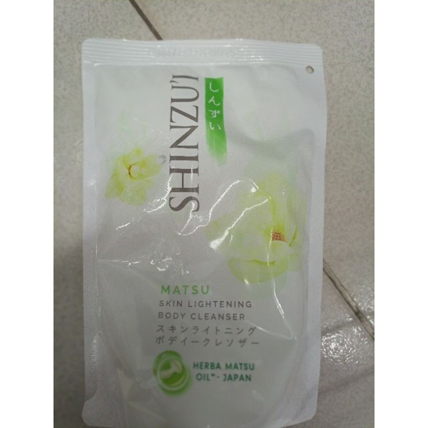 Shinzui Sabun Cair Reffil Body Wash 400ml