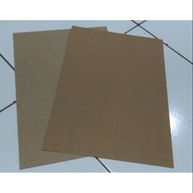 

Karton / kertas Kraft Liner