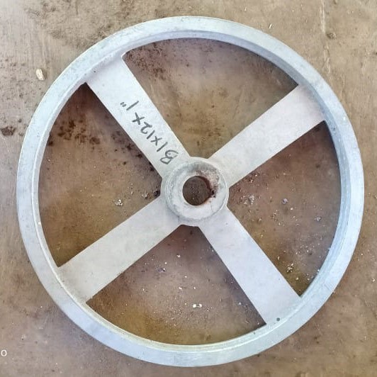 PULI BESAR PERONTOK PADI MINIMALIS