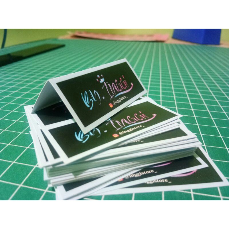 

Hang tag model lipat Bahan BW250 gr ( bisa di tulis )