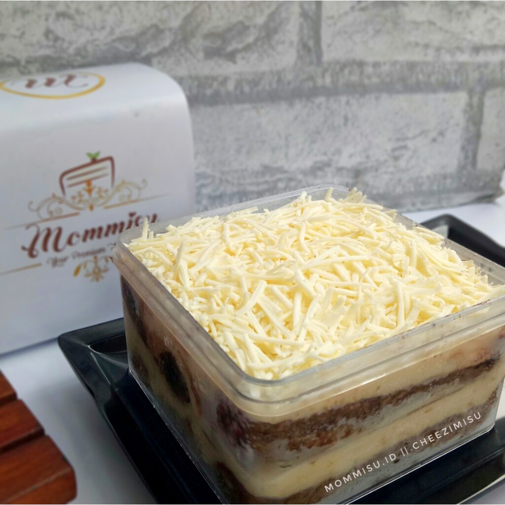 

CHEESE Mommisu - Premium Halal Tiramisu Cheezimisu