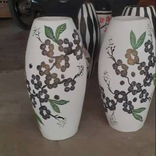 Motif Gambar Guci Dari Tanah Liat