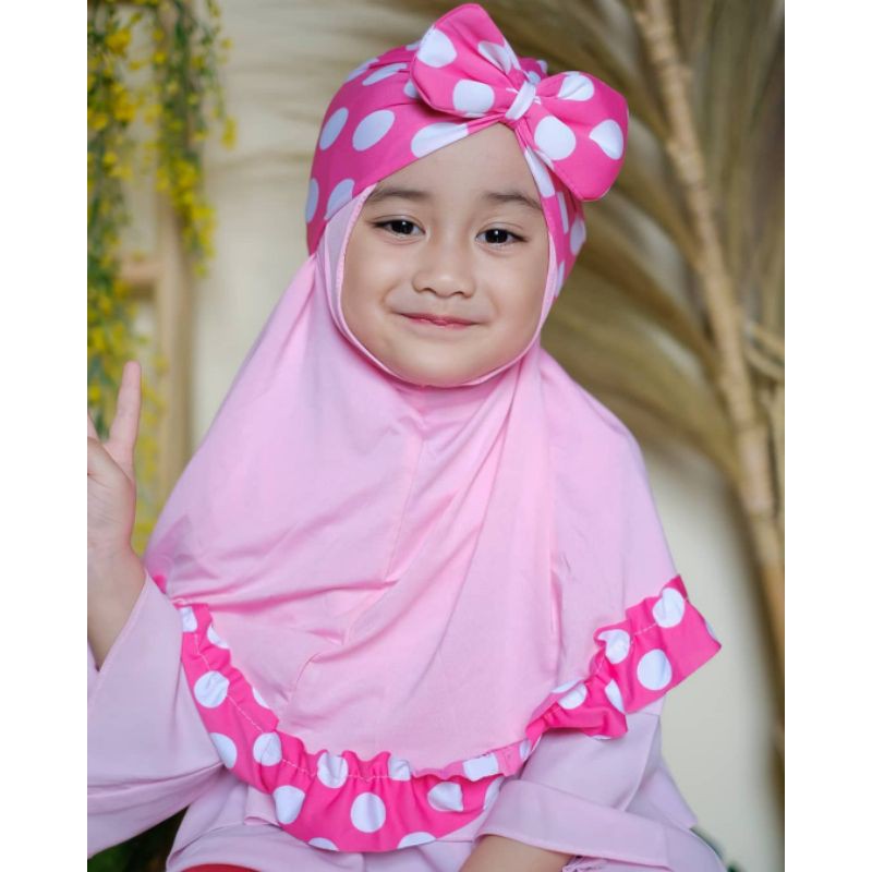 jilbab bayi chila polka