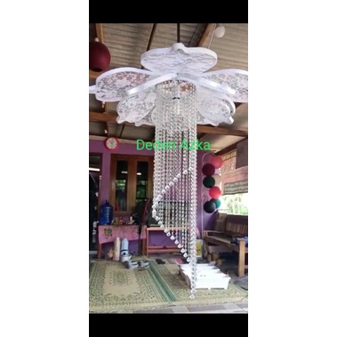 lampu gantung kelopak LED kristal