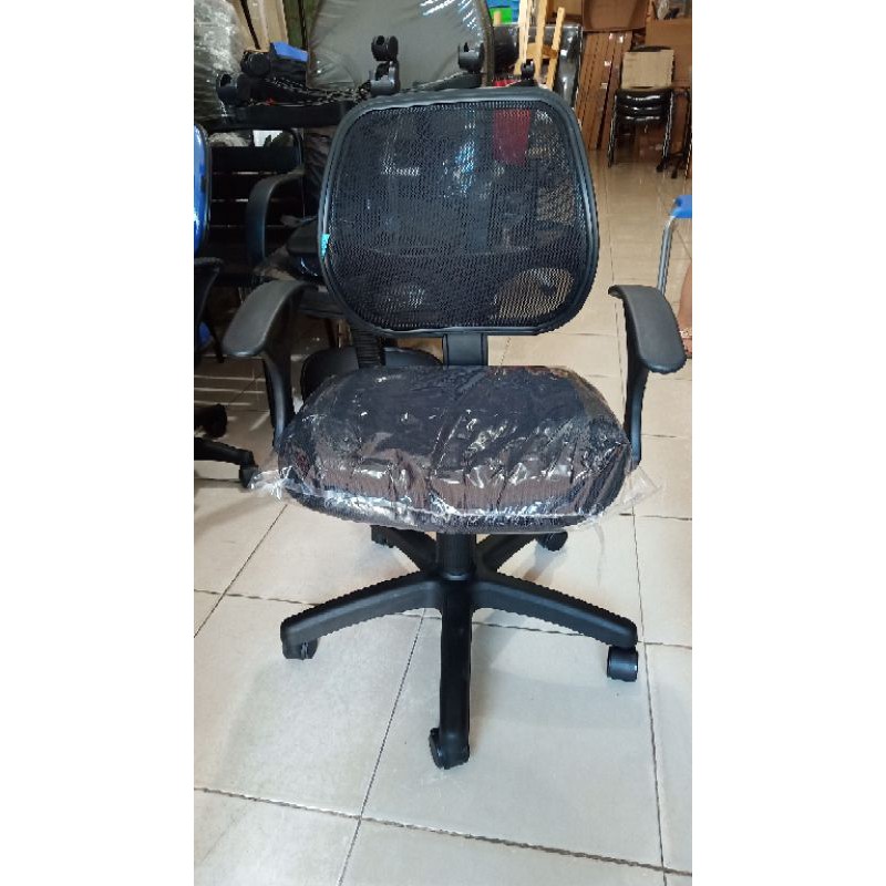 kursi kantor manager indachi ichiko donati kursi staf kursi komputer kursi jaring kursi staff