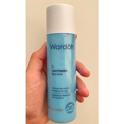 Wardah Lightening Face Toner 125 ml - Hydrating Toner Mencerahkan Wajah dengan formula pH balance, Advanced Niacinamide - Wardah Ligtening