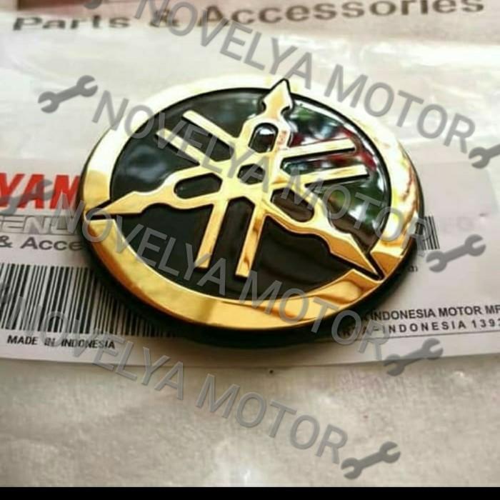 Logo / Emblem Logo Yamaha Gold 5Cm Xmax 250 & R15 Vva V3 Asli Yamaha Part
