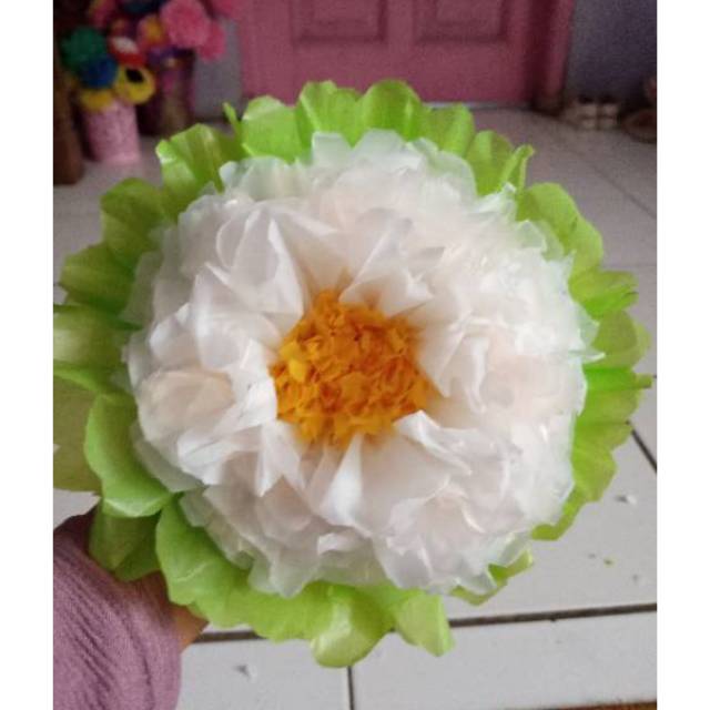 Bunga plstik kresek (BACKDROP LAMARAN)