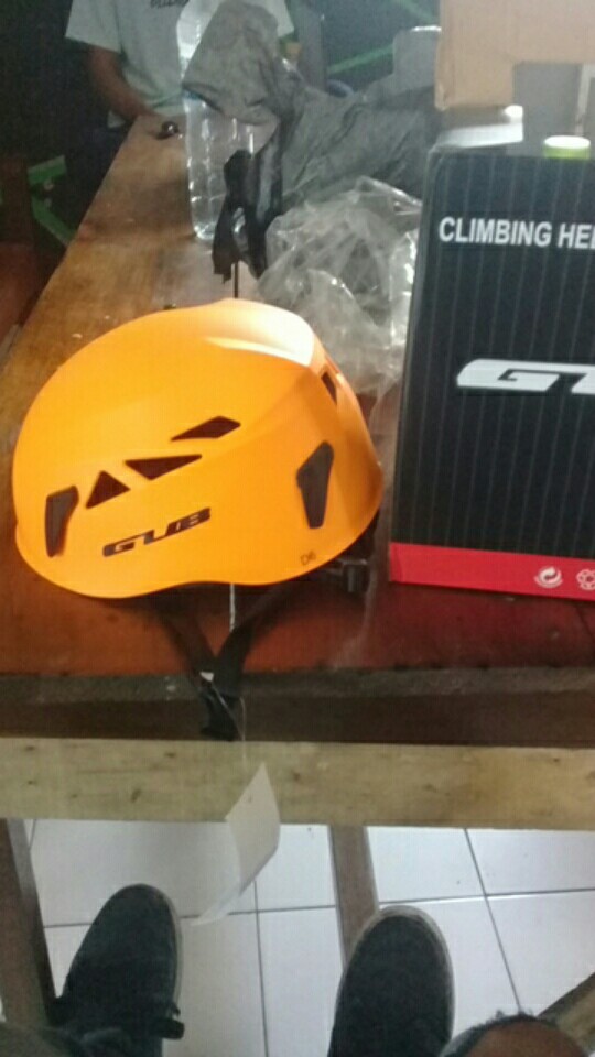 Gub Helm Safety Panjat Climbing Proyek Sar Rescue Mountaineering Outdoor