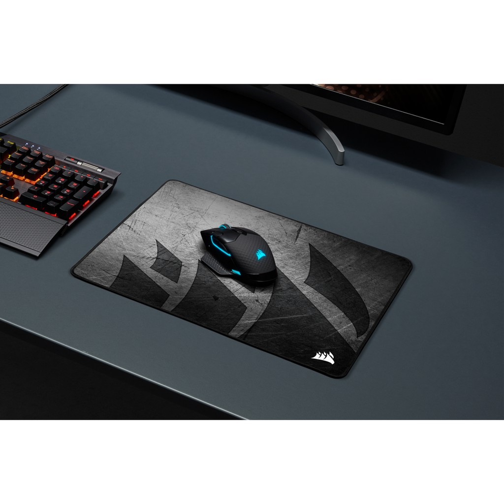 Corsair MM300 PRO Premium Spill-Proof Cloth - Gaming Mousepad