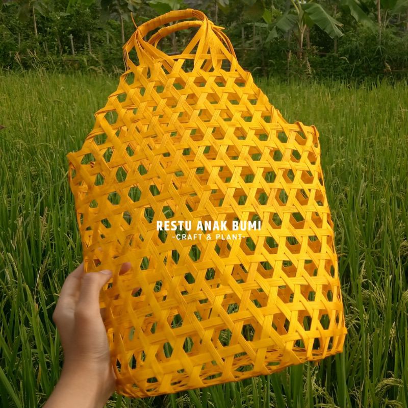

Tas Yukensi Warna + Pita|Hampers|Hantaran|Hadiah|Kado|Sembako|Bingkisan|Belanja|Gift|Parcel Buah | Anyaman Bambu | Tas Bambu | Keranjang Bambu | Parcel | Wadah Kue Kering